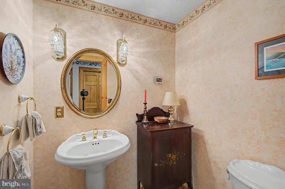 325 MARKWOOD DRIVE Oakland, MD 21550