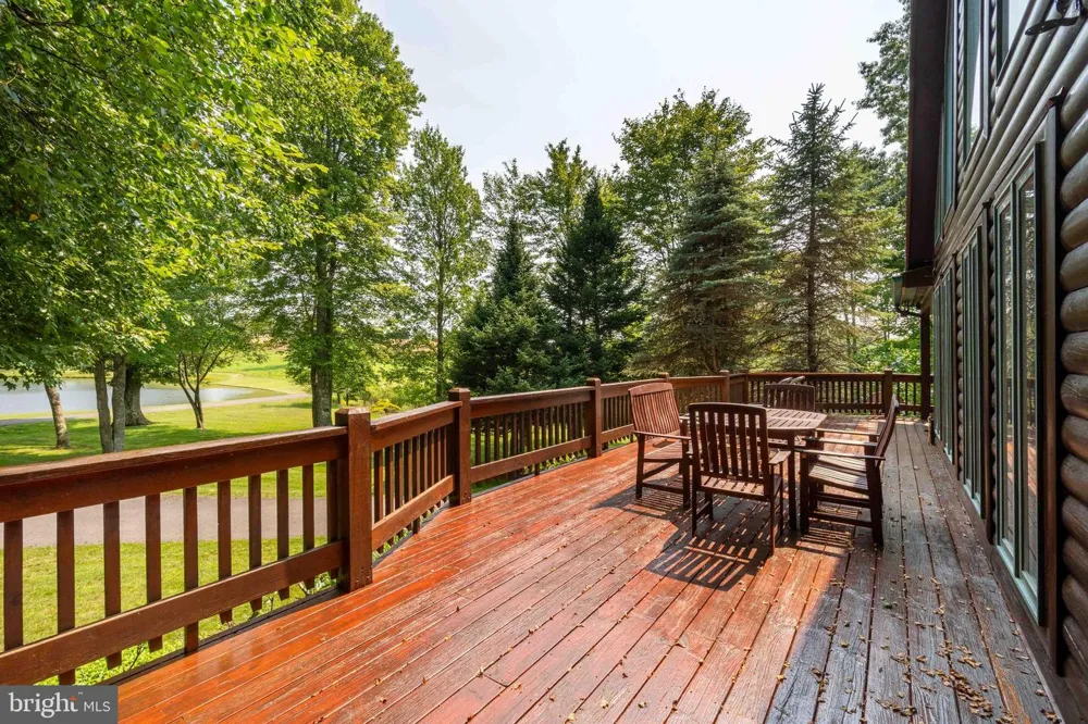 325 MARKWOOD DRIVE Oakland, MD 21550
