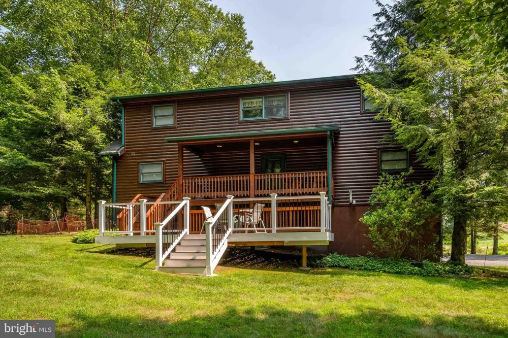 325 MARKWOOD DRIVE Oakland, MD 21550