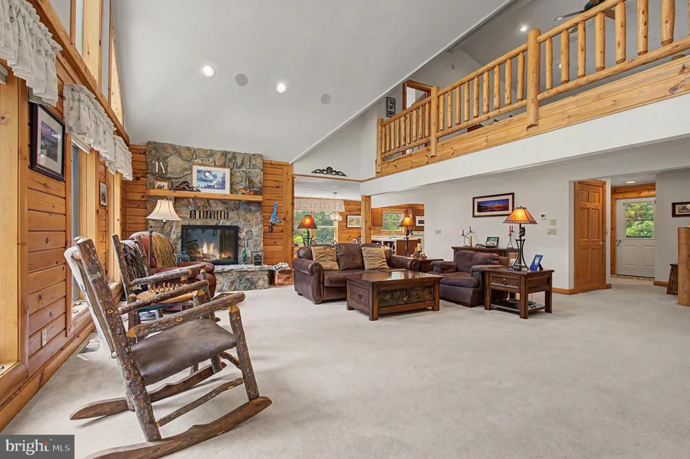 325 MARKWOOD DRIVE Oakland, MD 21550