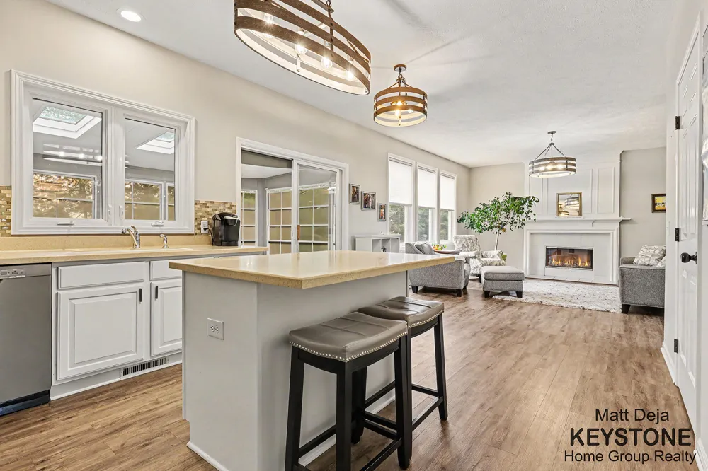 3870 Windwood Drive NE Rockford, MI 49341