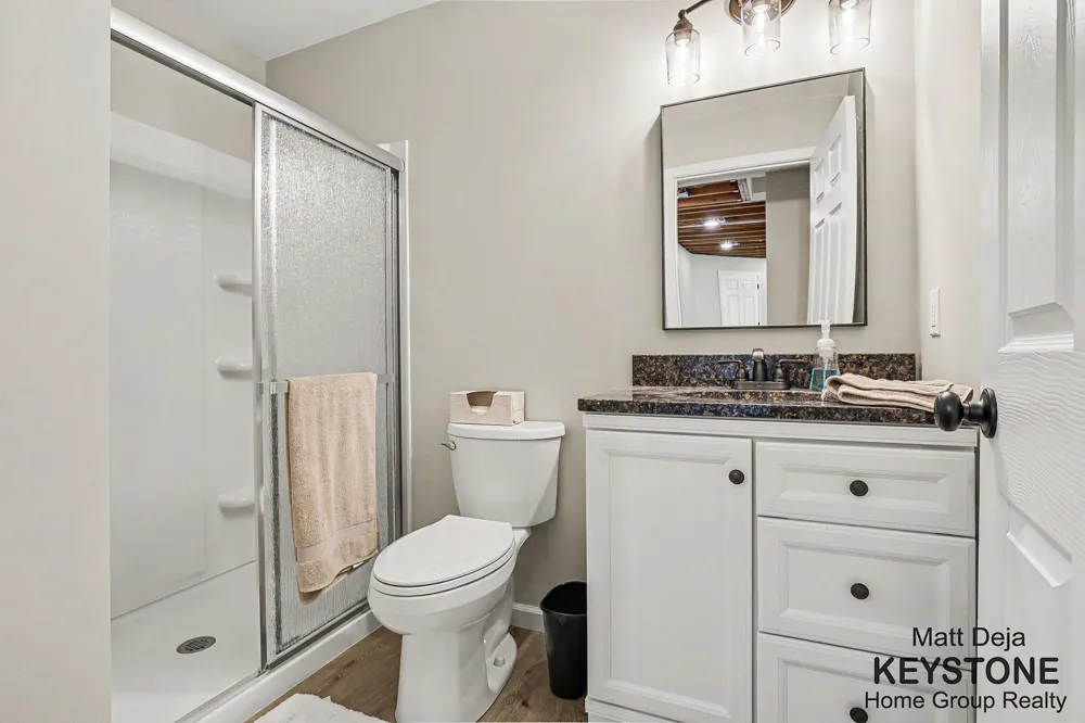 3870 Windwood Drive NE Rockford, MI 49341