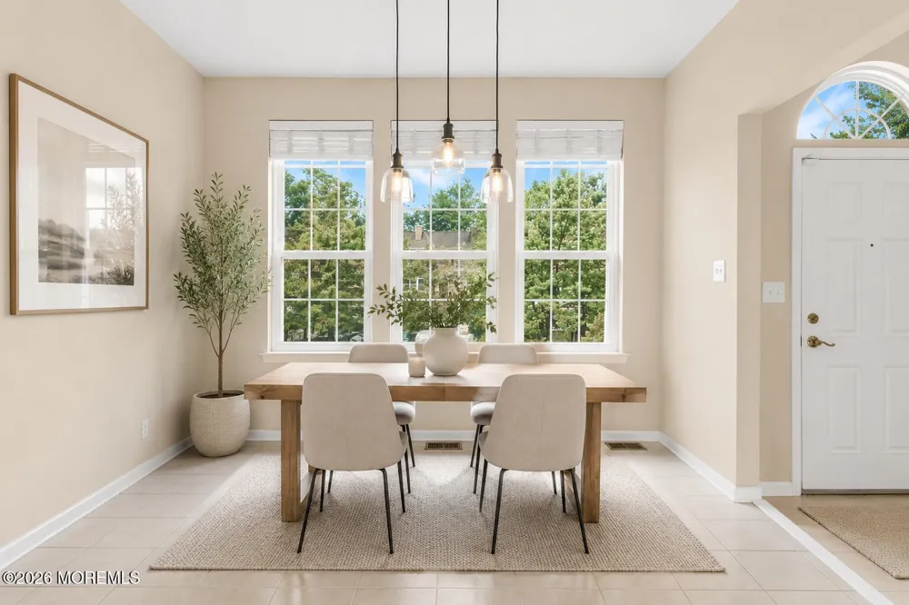 14 W Aspen Way Matawan, NJ 07747