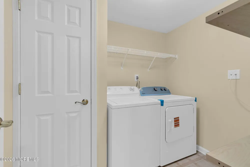14 W Aspen Way Matawan, NJ 07747