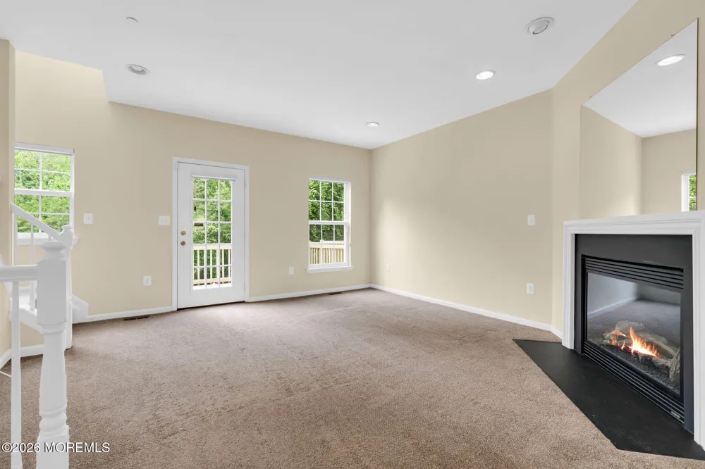 14 W Aspen Way Matawan, NJ 07747