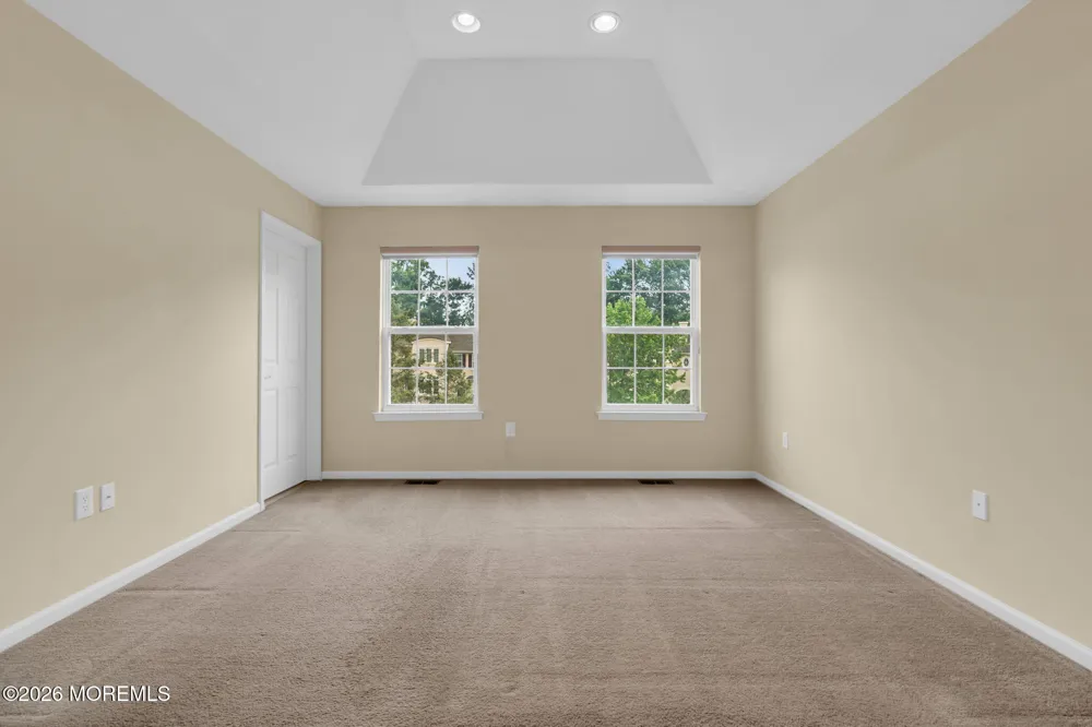 14 W Aspen Way Matawan, NJ 07747