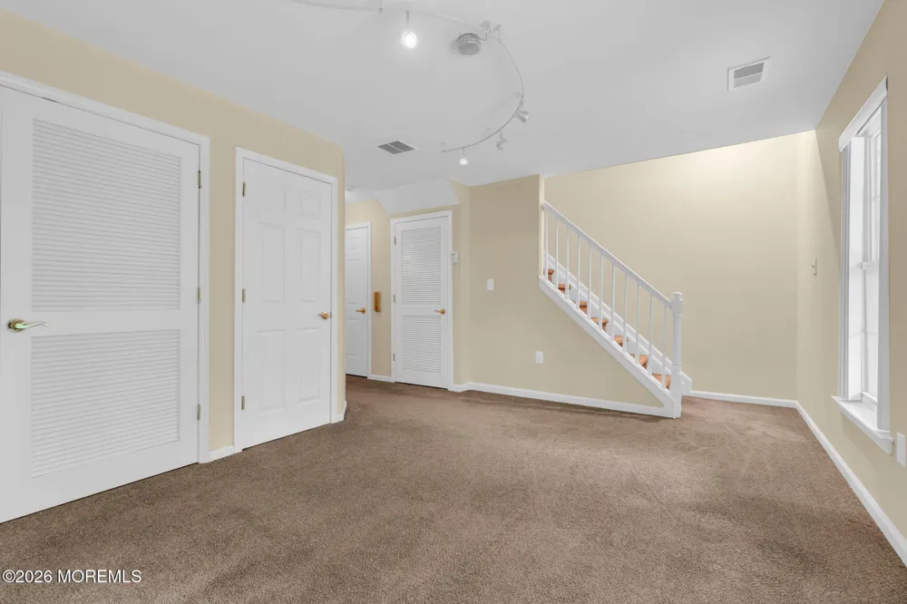 14 W Aspen Way Matawan, NJ 07747