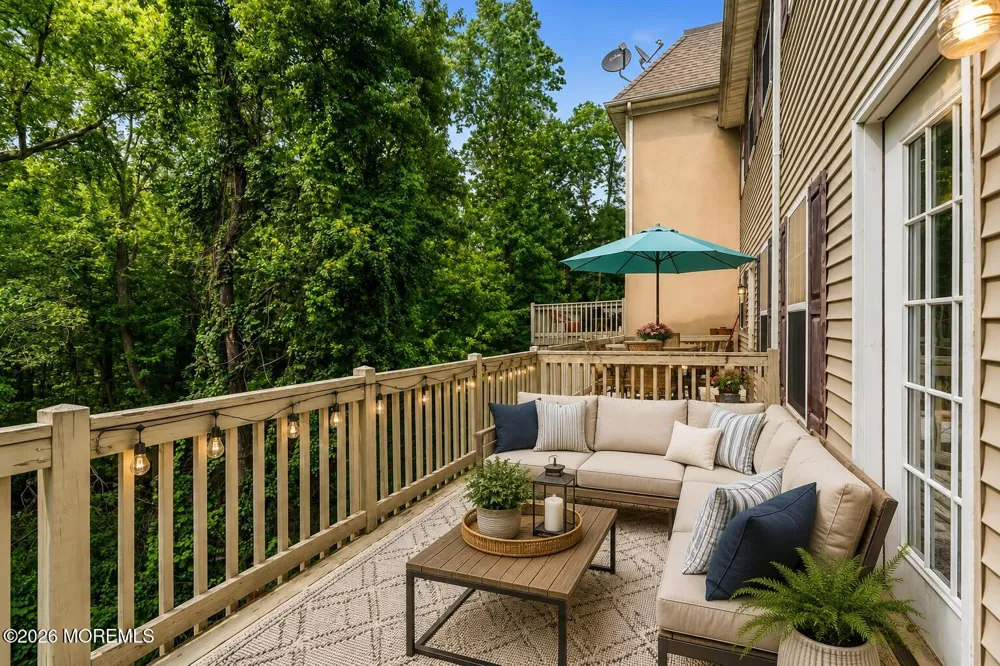 14 W Aspen Way Matawan, NJ 07747