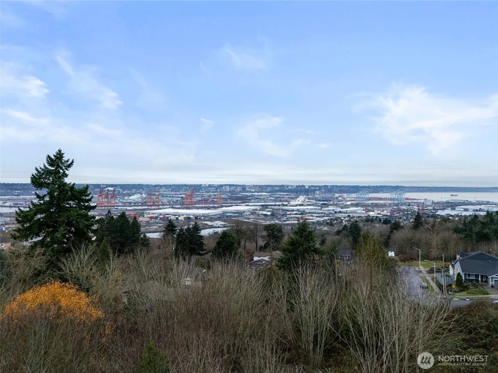 6312 19th Street NE Tacoma, WA 98422
