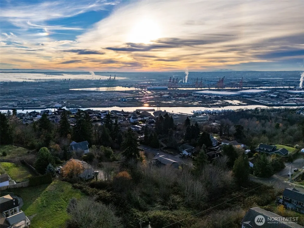 6306 19th Street NE Tacoma, WA 98422