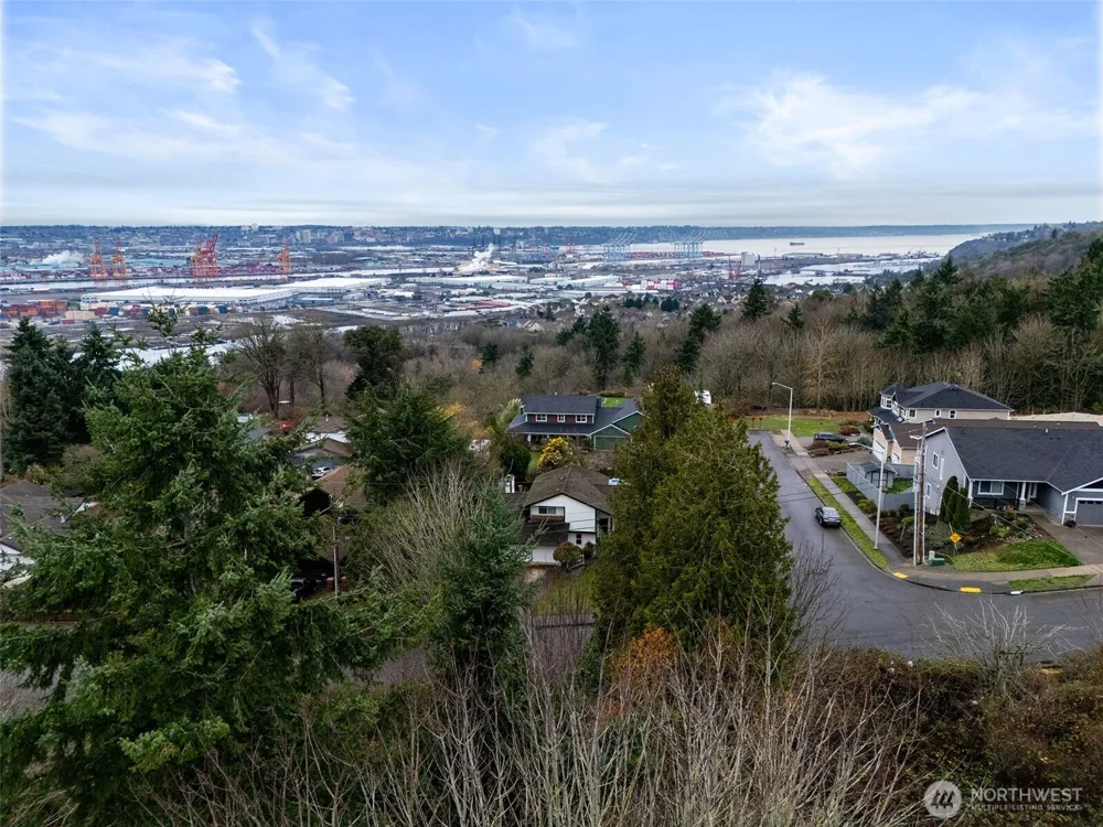 6306 19th Street NE Tacoma, WA 98422