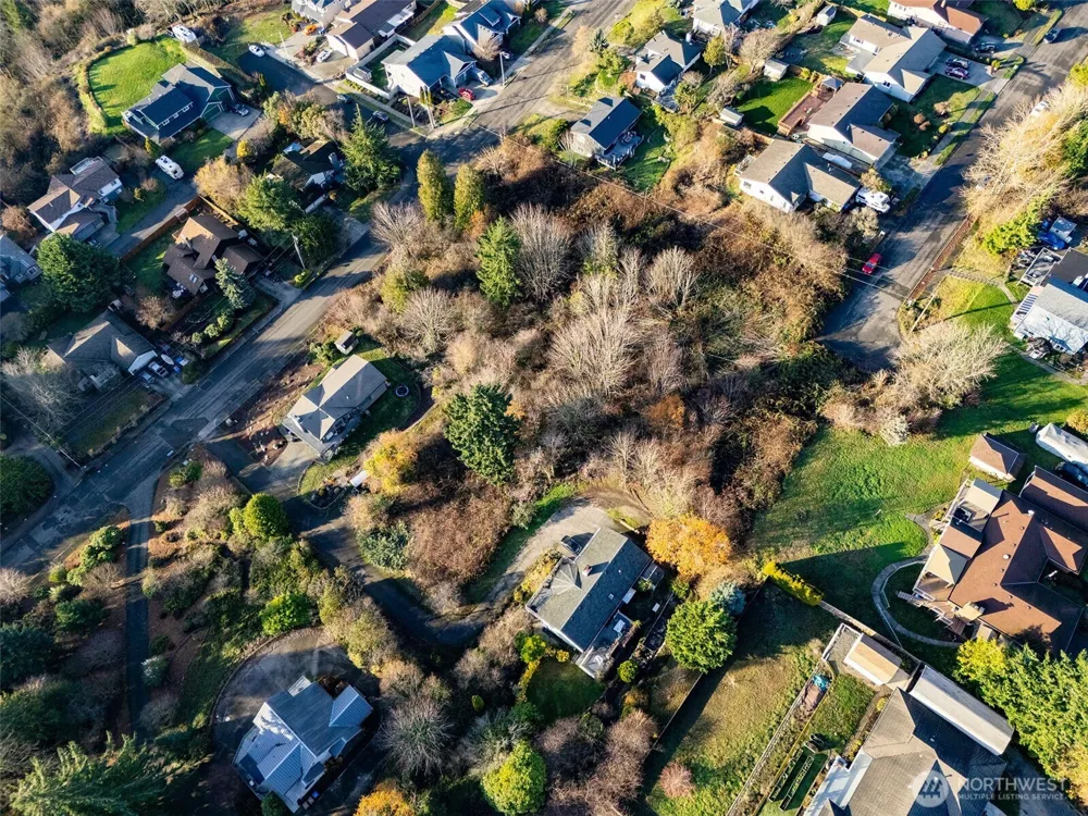 6318 19th Street NE Tacoma, WA 98422