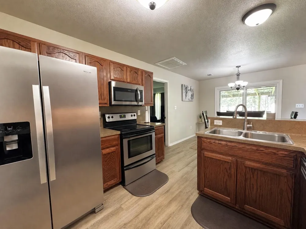 2910 Hwy 69 Doucette, TX 75942