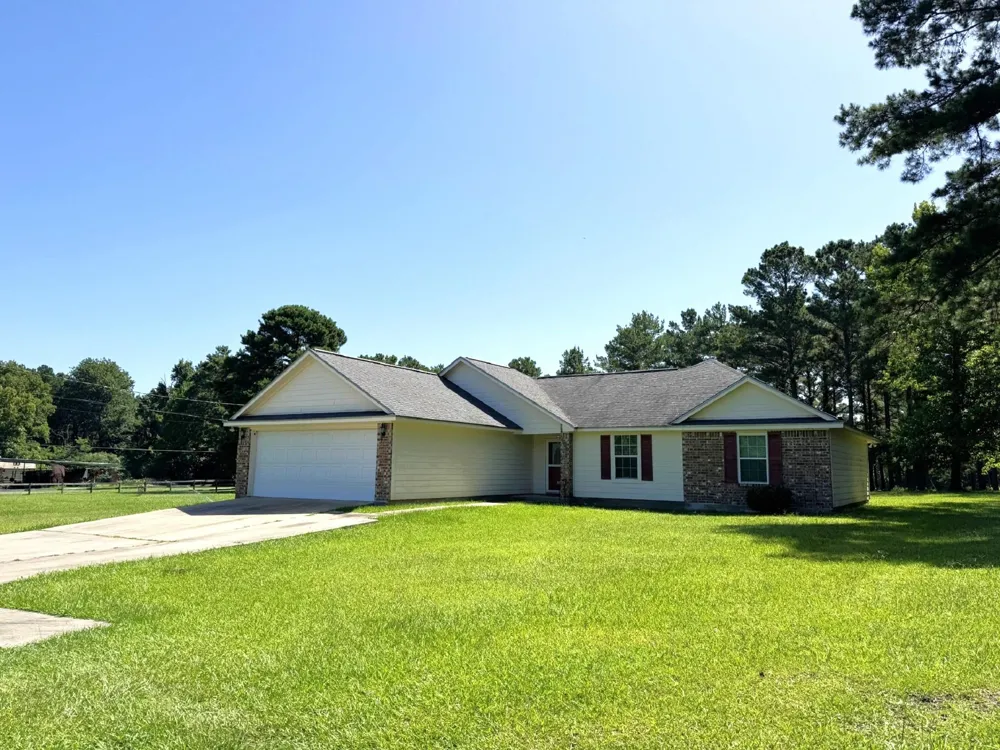 2910 Hwy 69 Doucette, TX 75942