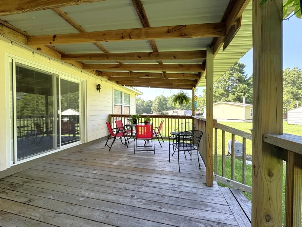 2910 Hwy 69 Doucette, TX 75942