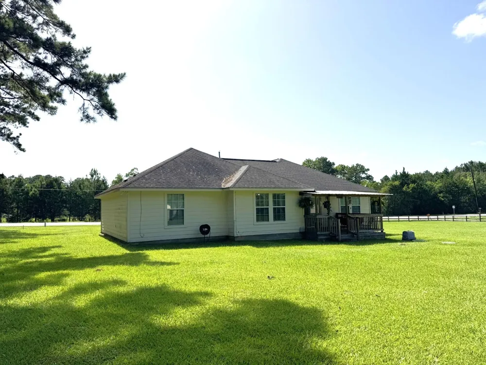 2910 Hwy 69 Doucette, TX 75942