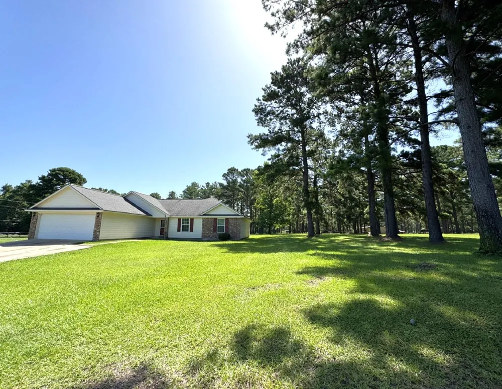2910 Hwy 69 Doucette, TX 75942