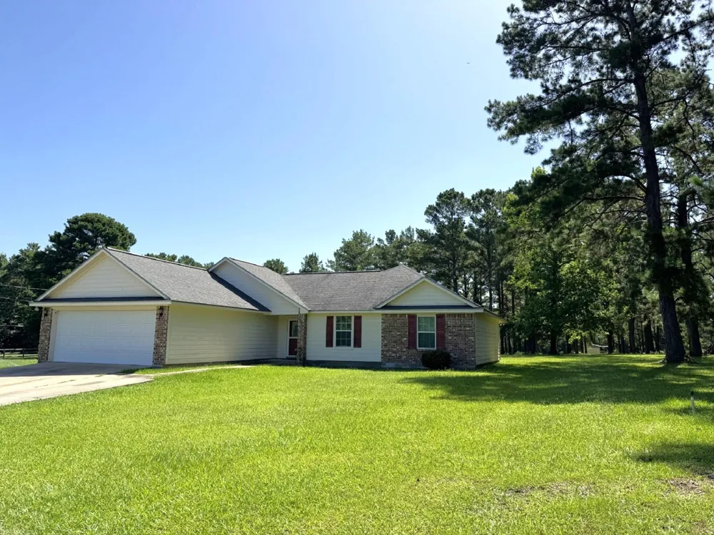 2910 Hwy 69 Doucette, TX 75942