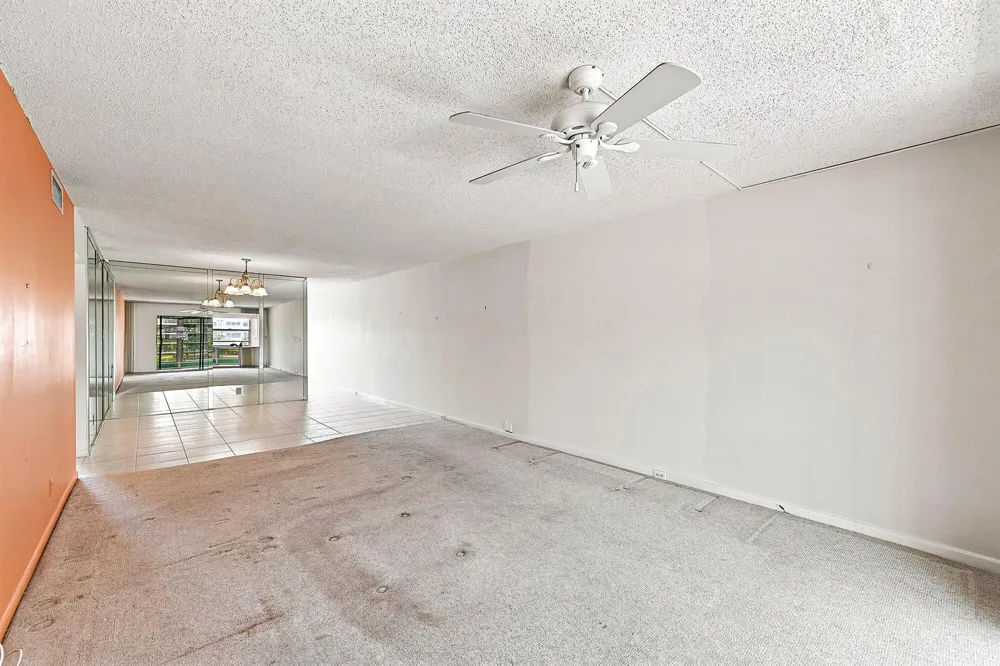2901 VICTORIA CIRCLE #D2 Coconut Creek, FL 33066