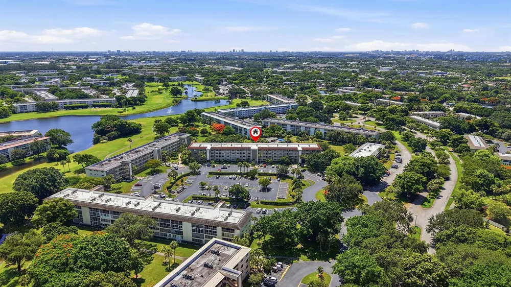 2901 VICTORIA CIRCLE #D2 Coconut Creek, FL 33066
