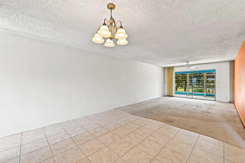 2901 VICTORIA CIRCLE #D2 Coconut Creek, FL 33066