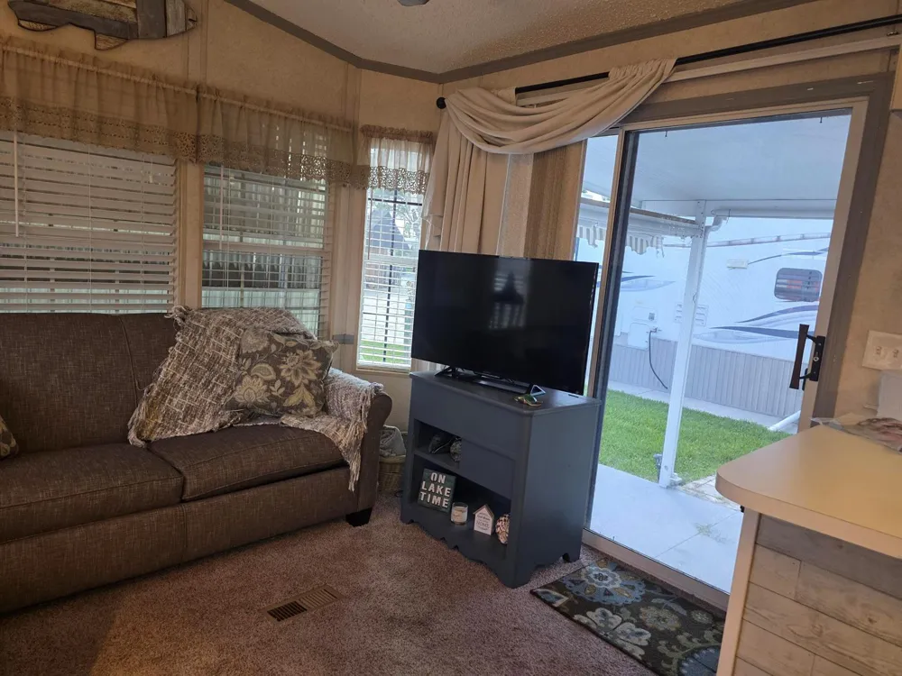 6665 SE 56TH STREET Okeechobee, FL 34974