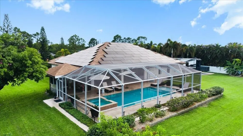 17433 Hamlin Boulevard Loxahatchee, FL 33470