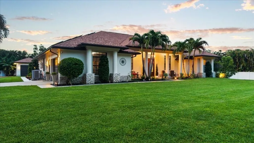 17433 Hamlin Boulevard Loxahatchee, FL 33470