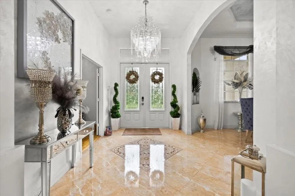 17433 Hamlin Boulevard Loxahatchee, FL 33470