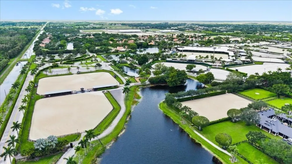 17433 Hamlin Boulevard Loxahatchee, FL 33470