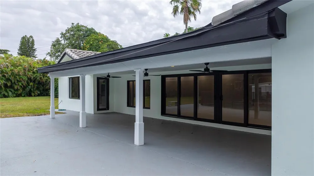 13401 SW 83RD AVENUE Pinecrest, FL 33156
