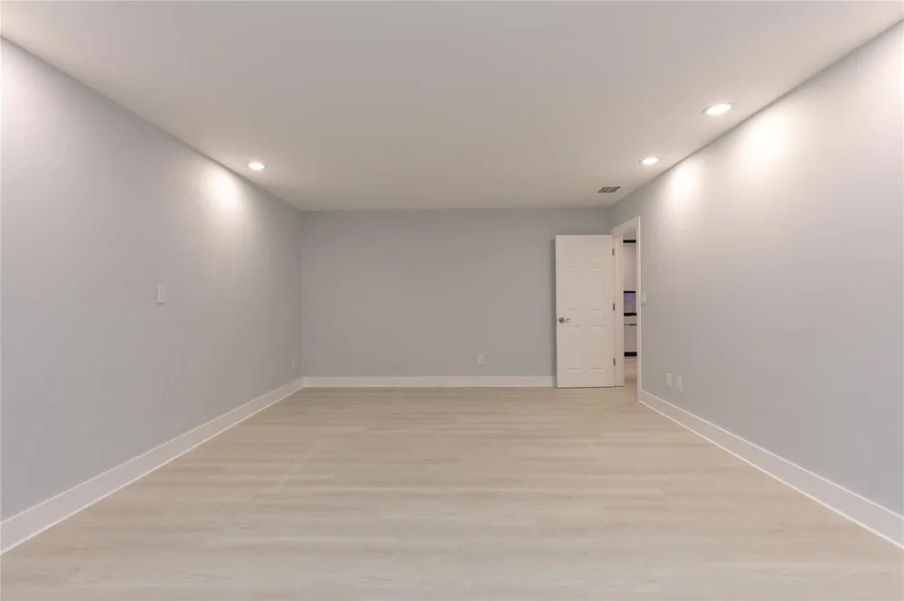 13401 SW 83RD AVENUE Pinecrest, FL 33156