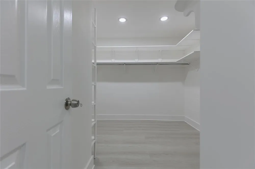 13401 SW 83RD AVENUE Pinecrest, FL 33156