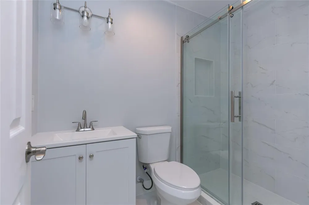 13401 SW 83RD AVENUE Pinecrest, FL 33156