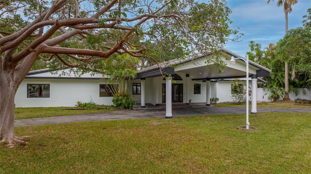13401 SW 83RD AVENUE Pinecrest, FL 33156