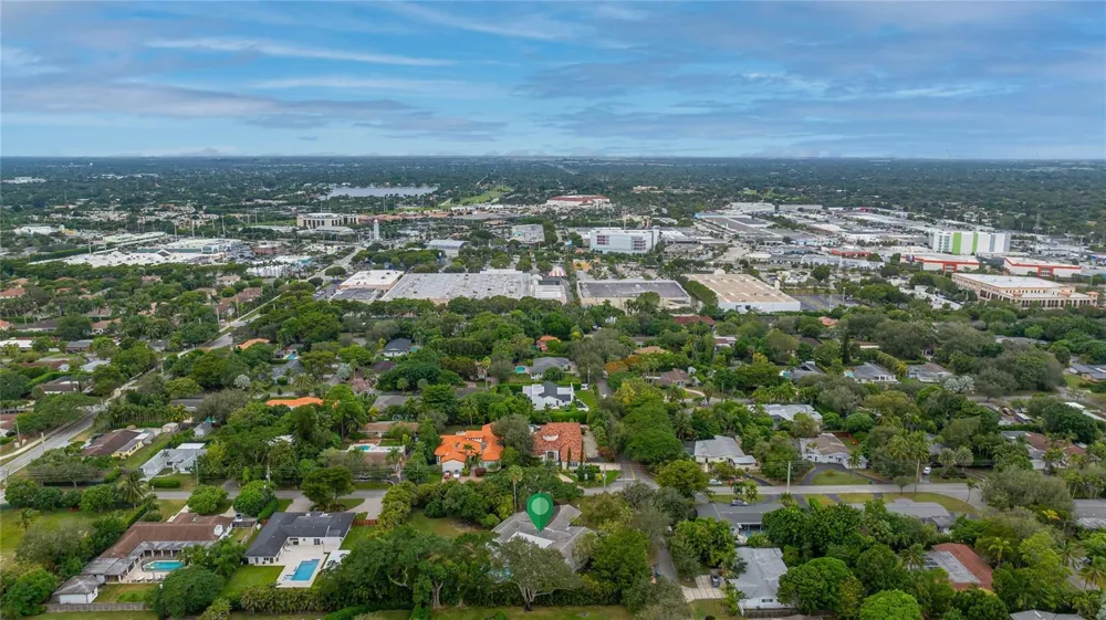 13401 SW 83RD AVENUE Pinecrest, FL 33156