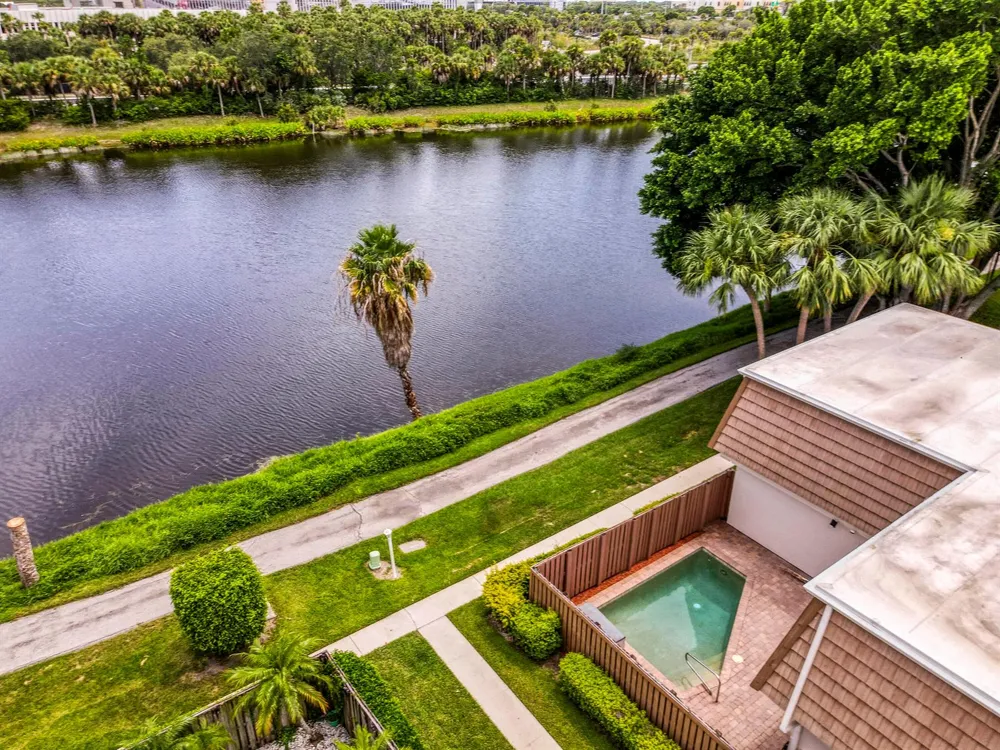 4338 Hazel Avenue #A Palm Beach Gardens, FL 33410