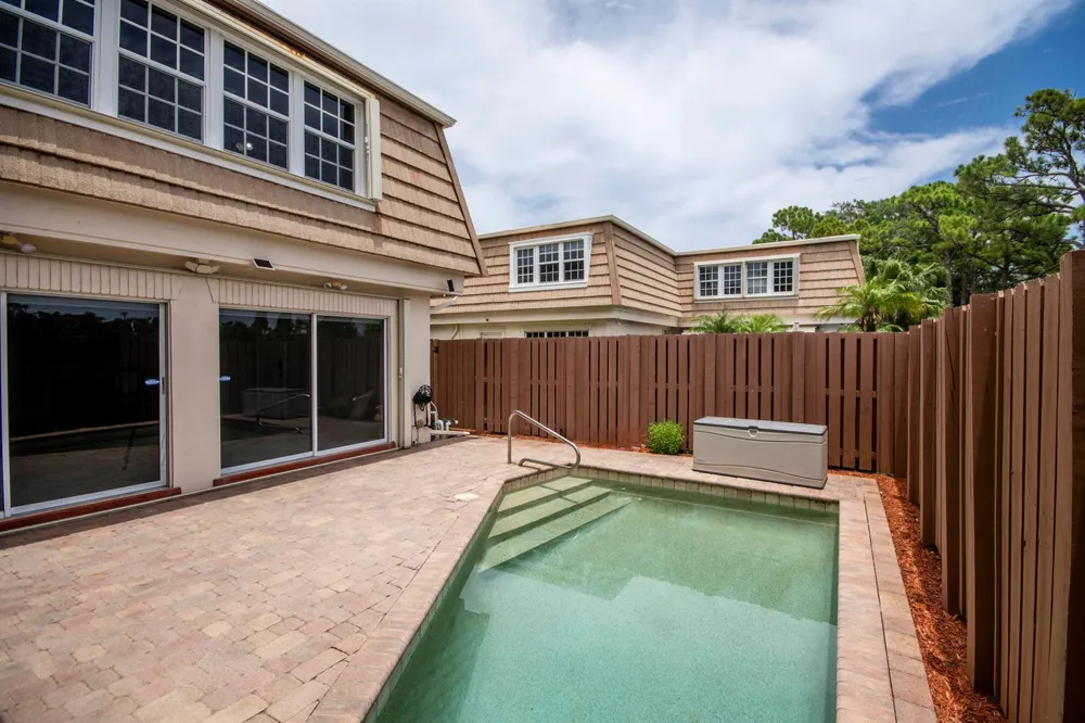 4338 Hazel Avenue #A Palm Beach Gardens, FL 33410