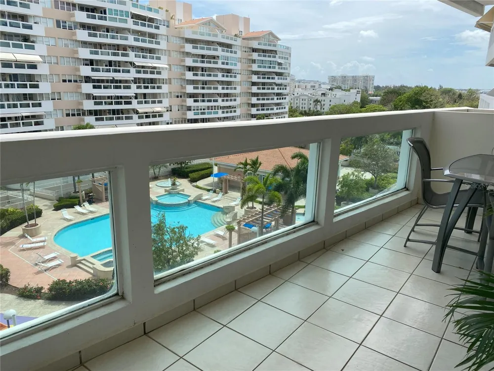 1020 DIAZ WAY STREET #720 Carolina, PR 00979