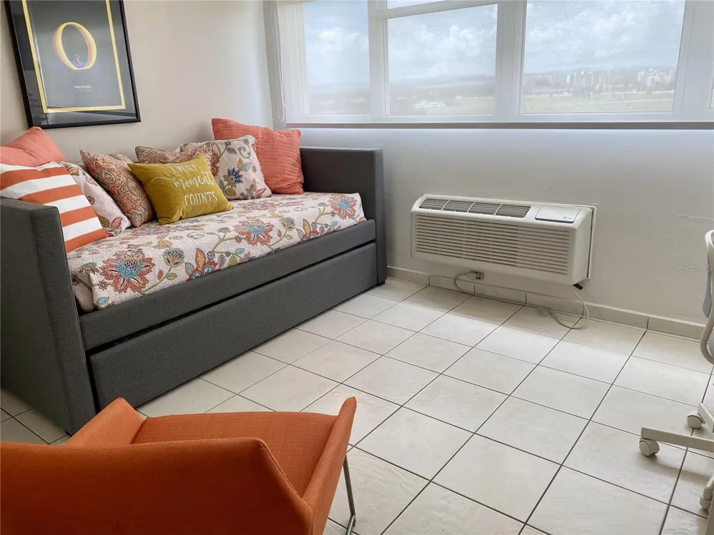 1020 DIAZ WAY STREET #720 Carolina, PR 00979