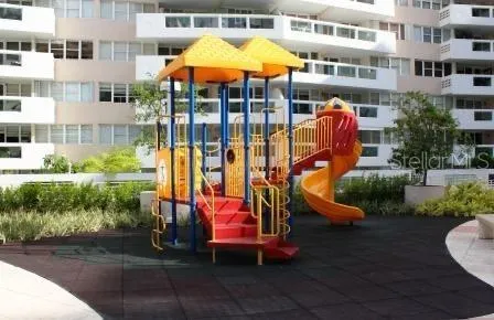1020 DIAZ WAY STREET #720 Carolina, PR 00979