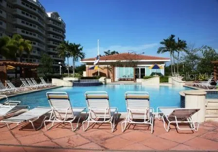 1020 DIAZ WAY STREET #720 Carolina, PR 00979