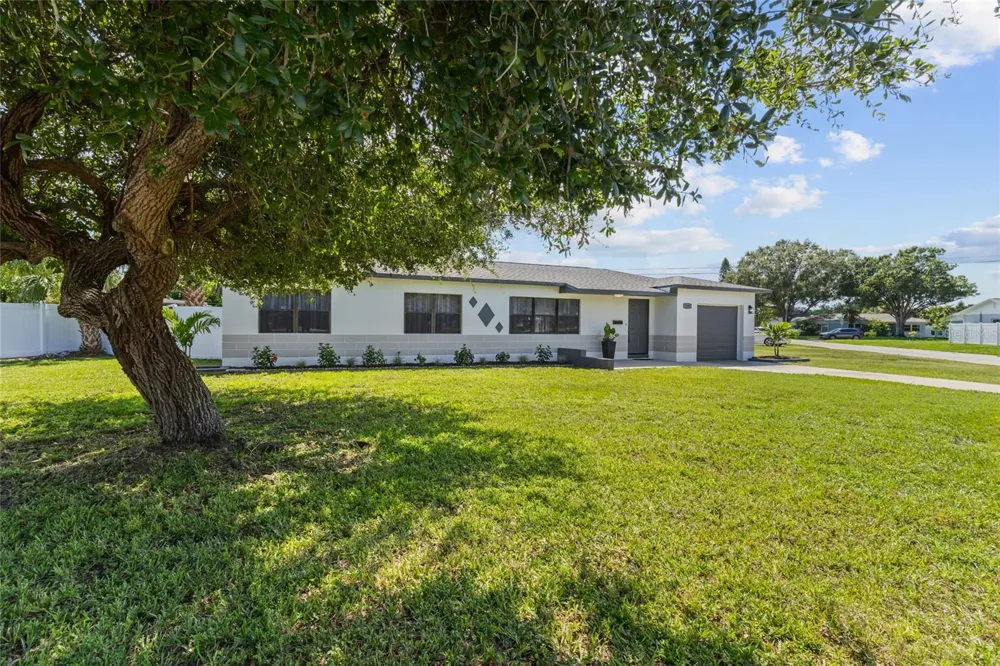 1200 63RD AVENUE St Petersburg, FL 33702
