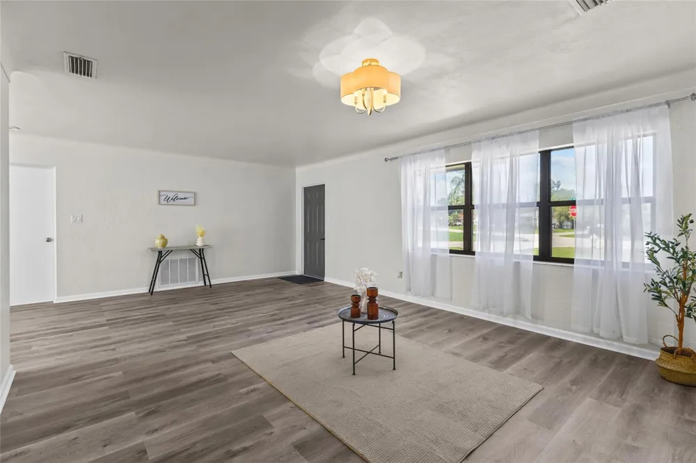 1200 63RD AVENUE St Petersburg, FL 33702