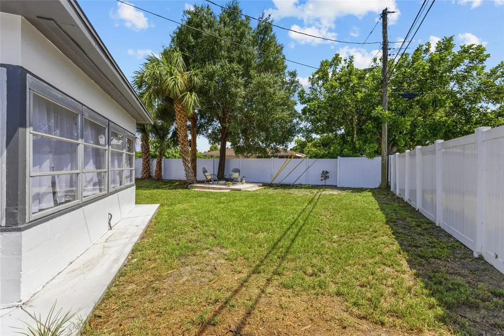 1200 63RD AVENUE St Petersburg, FL 33702