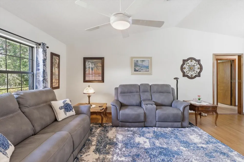 1900 W ALHAMBRA DRIVE Citrus Springs, FL 34434