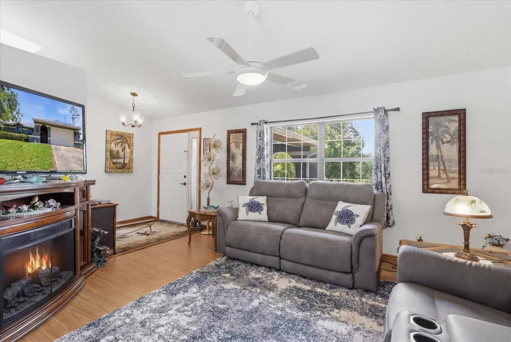 1900 W ALHAMBRA DRIVE Citrus Springs, FL 34434