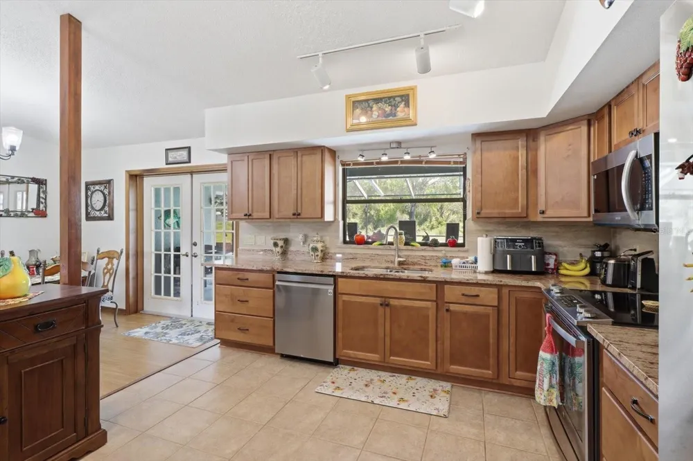 1900 W ALHAMBRA DRIVE Citrus Springs, FL 34434