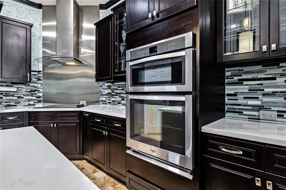5522 REFLECTIONS BOULEVARD Lutz, FL 33558