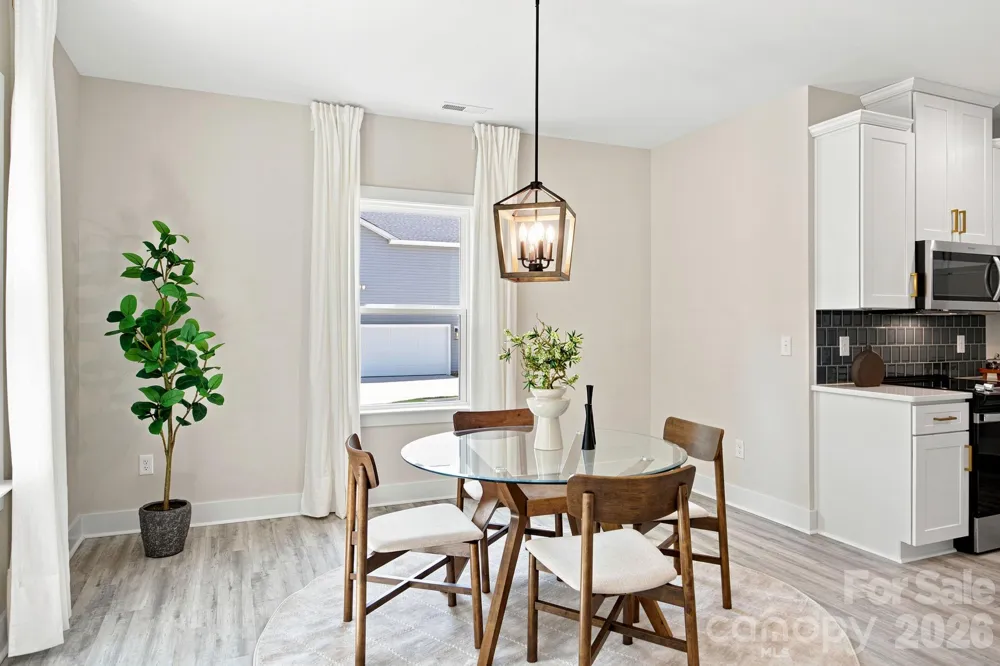 402 North Street Dallas, NC 28034